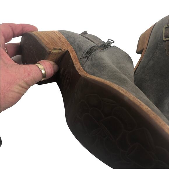 Kork-Ease gray suede booties 6.5 - Picture 9 of 11